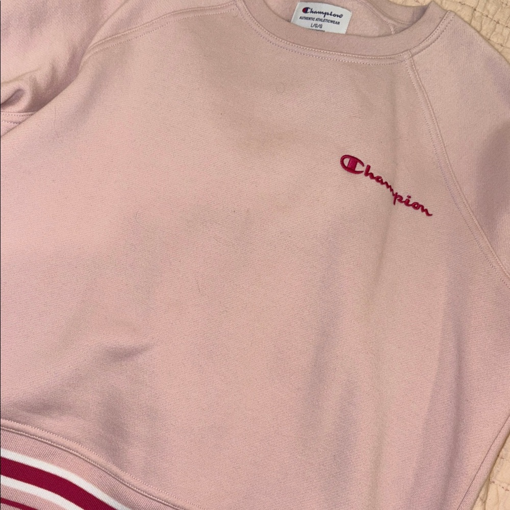 Champion Light Pink Crewneck Sweatshirt